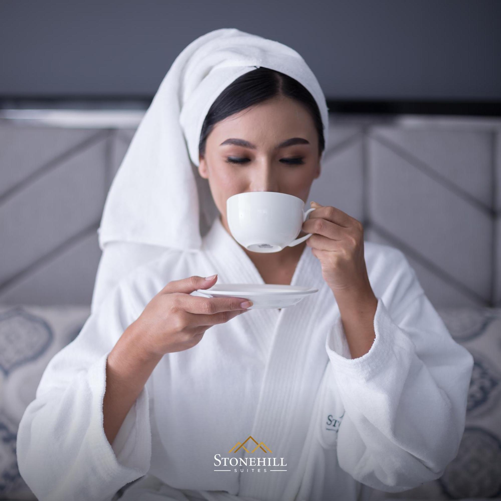 Stonehill Suites Bacolod Ngoại thất bức ảnh